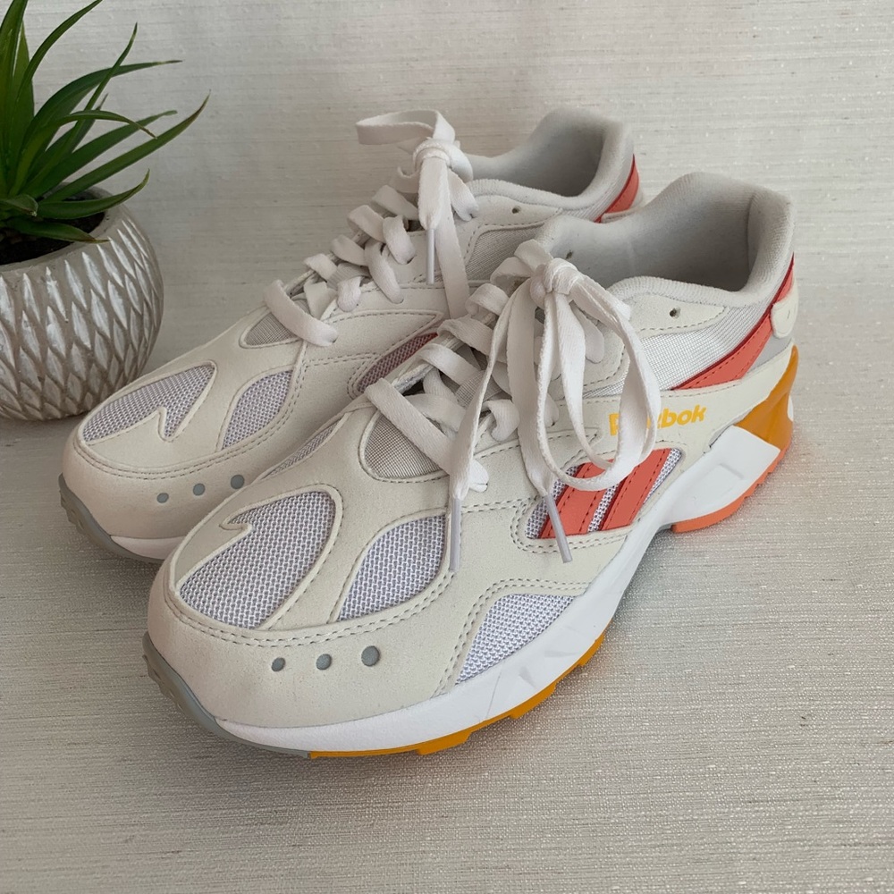 REEBOK AZTREK White/Orange 90’s Style Sneakers Woman’s 8.5